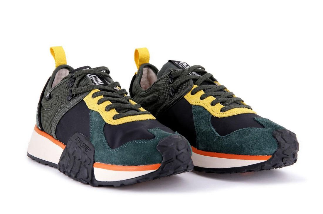 Black / Green Kids' Palladium Troop Runner Sneakers | US-IN7123564